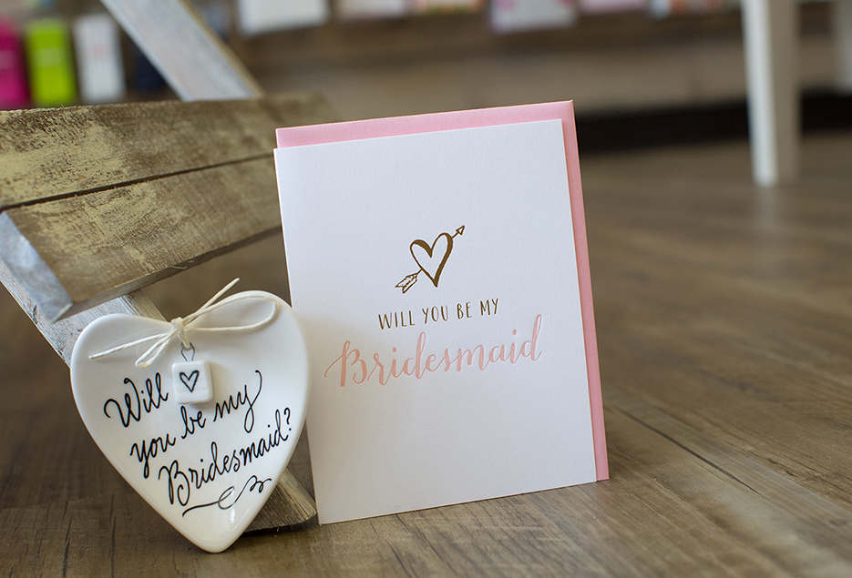 Bridesmaid proposal set with white plate and white and pink card.